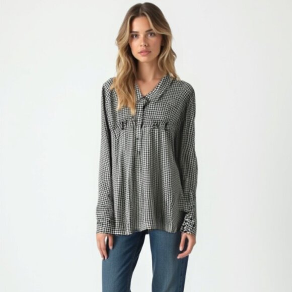 Torrid Black and White Checkered Button-Up Shirt 3X - Picture 1 of 9